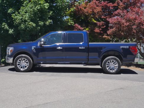 Certified 2024 Ford F150 Lariat w/ FX4 Off-Road Package AWD/4WD image 19