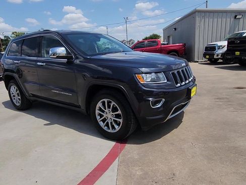 Used 2015 Jeep Grand Cherokee Limited AWD/4WD image 2