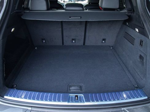 Certified 2026 Porsche Cayenne AWD/4WD image 23