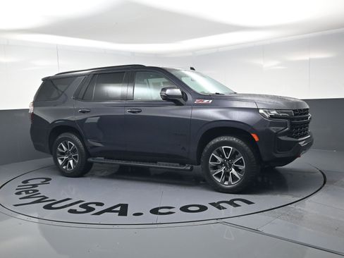 Used 2023 Chevrolet Tahoe Z71 w/ Luxury Package image 2