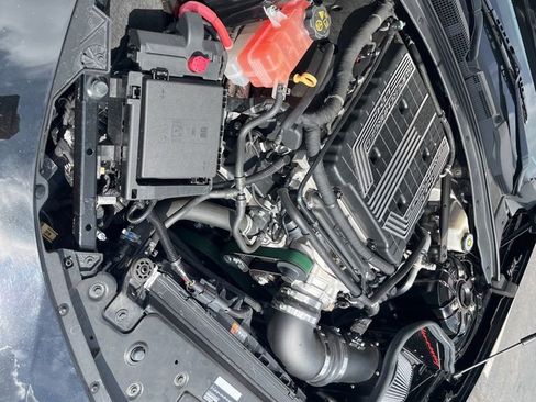 Used 2017 Chevrolet Camaro ZL1 RWD image 11