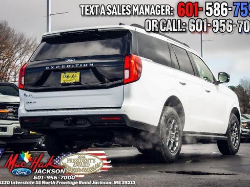 New 2026 Ford Expedition Active image 6