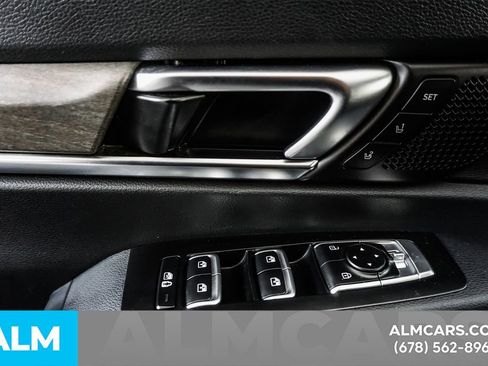 Used 2022 Kia Telluride SX w/ SX Prestige Package image 52