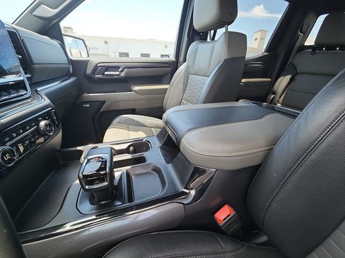 Used 2024 Chevrolet Silverado 1500 ZR2 w/ Technology Package AWD/4WD image 22