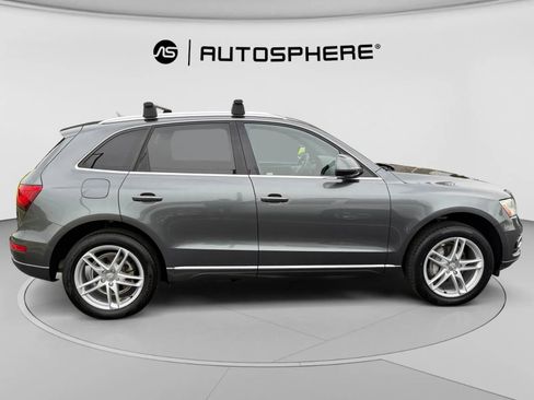 Used 2017 Audi Q5 2.0T Premium Plus w/ Technology Package AWD/4WD image 11