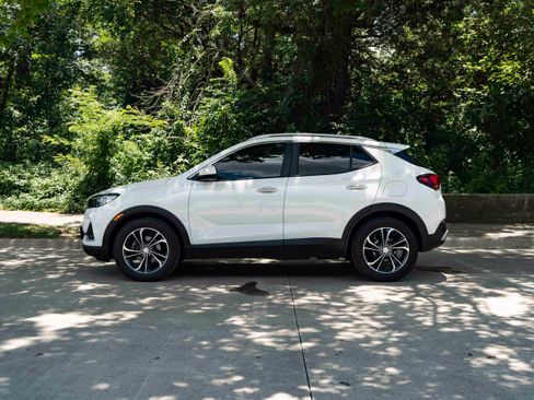 Used 2020 Buick Encore GX Select FWD image 6