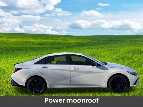 New 2026 Hyundai Elantra SEL Sport Premium FWD image 4