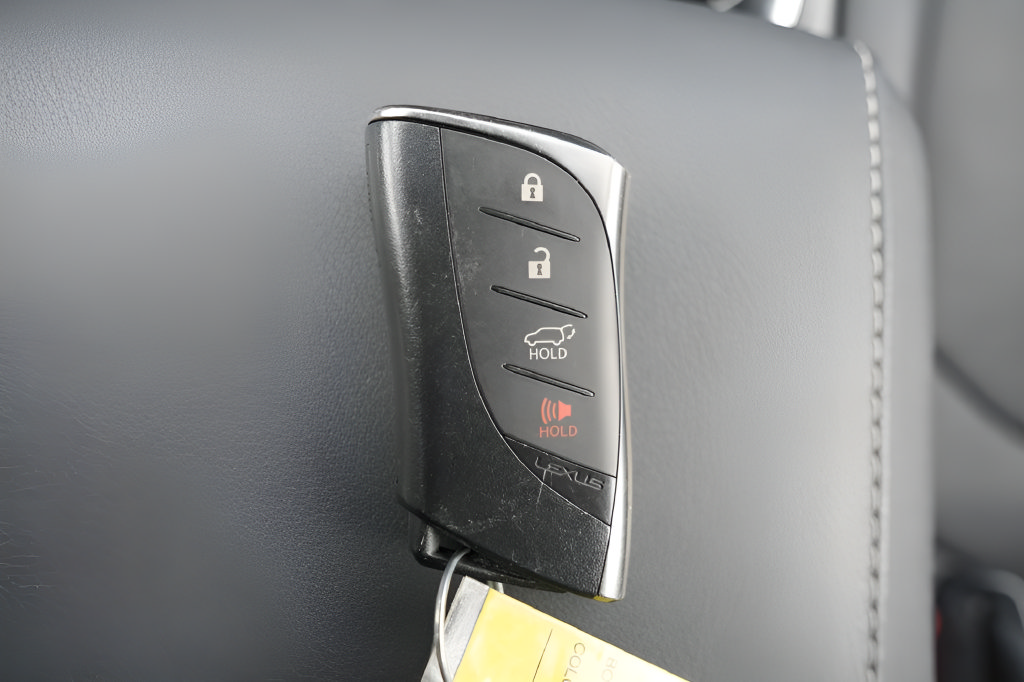 Used 2023 Lexus RX 350 F Sport w/ Accessory Package AWD/4WD image 42