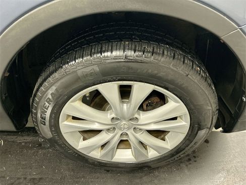 Used 2014 Toyota RAV4 Limited image 8