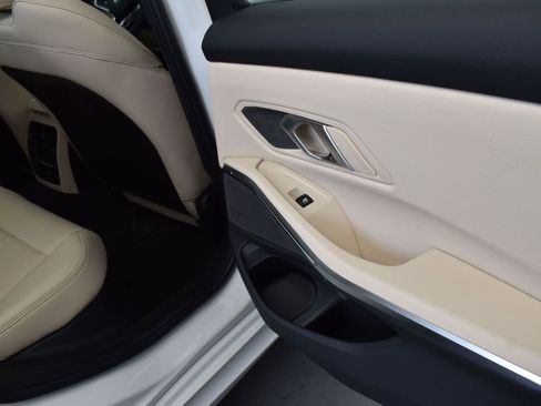 New 2026 BMW 330i Sedan w/ M Sport Package image 21