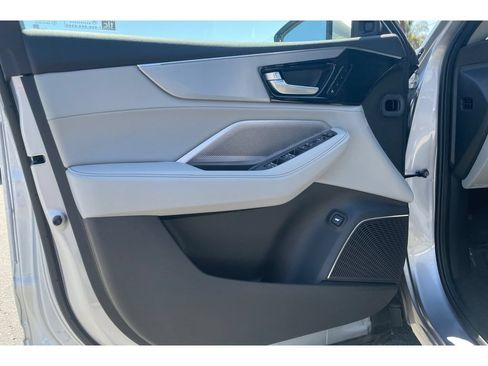 Used 2026 Acura MDX SH-AWD w/ Technology Package image 10