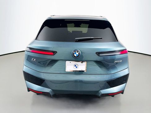 Used 2024 BMW iX xDrive50 w/ Sport Package AWD/4WD image 6