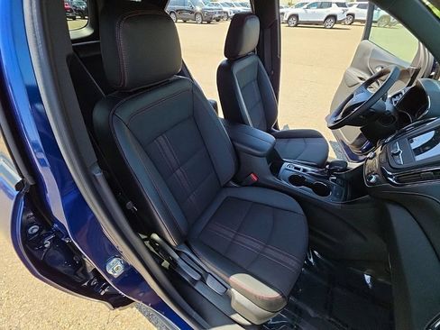 Used 2023 Chevrolet Equinox RS AWD/4WD image 32
