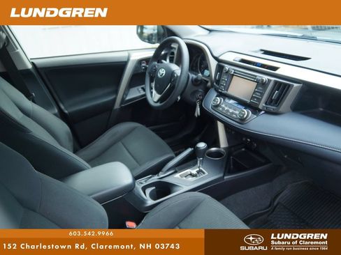 Used 2015 Toyota RAV4 XLE AWD/4WD image 11