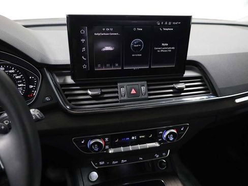Used 2023 Audi Q5 2.0T Premium w/ Convenience Package image 29