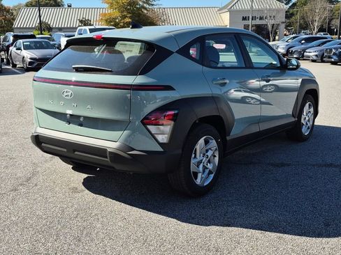 New 2027 Hyundai Kona SE FWD image 6