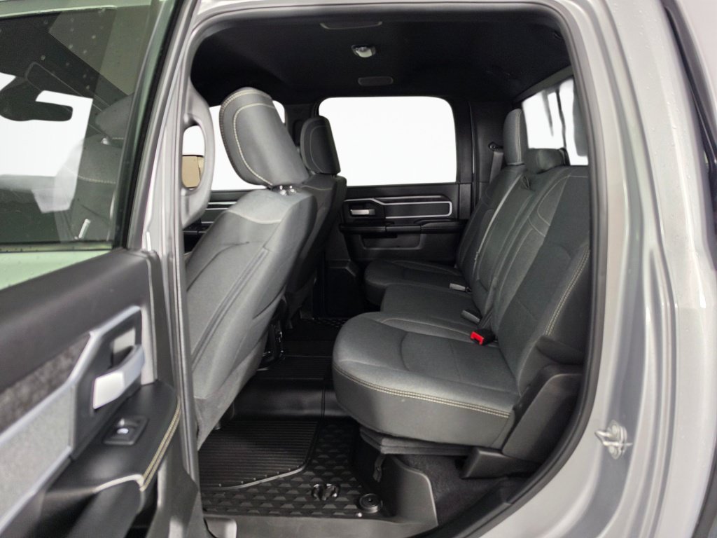 Used 2022 RAM 3500 Big Horn w/ Level B Equipment Group AWD/4WD image 32