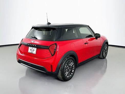 Certified 2025 MINI Cooper 2-Door Hardtop FWD image 5