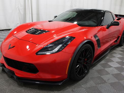 Used 2019 Chevrolet Corvette Z06 RWD image 33
