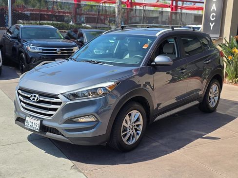 Used 2017 Hyundai Tucson SE w/ SE Popular Package 02 FWD image 5