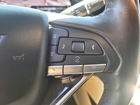 Certified 2022 Cadillac Escalade Premium Luxury w/ Performance Package AWD/4WD image 25