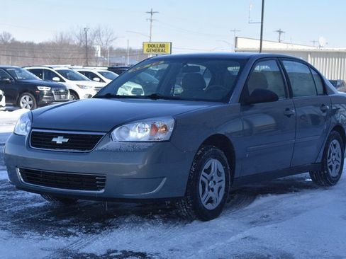 Used 2008 Chevrolet Malibu LS image 9
