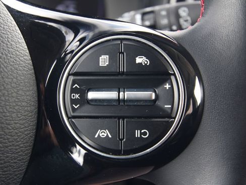 Used 2023 Kia Soul GT-Line FWD image 22