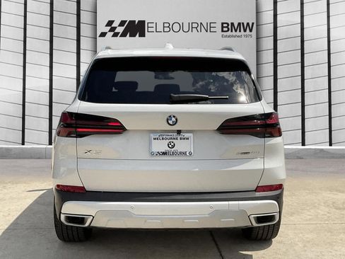 New 2026 BMW X5 sDrive40i image 6