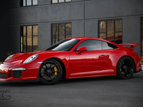 Used 2015 Porsche 911 GT3 RWD image 4