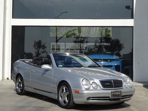 Used 2002 Mercedes-Benz CLK 55 AMG Cabriolet image 9