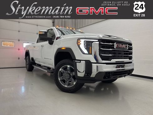 New 2026 GMC Sierra 2500 SLT w/ SLT Premium Package AWD/4WD image 1
