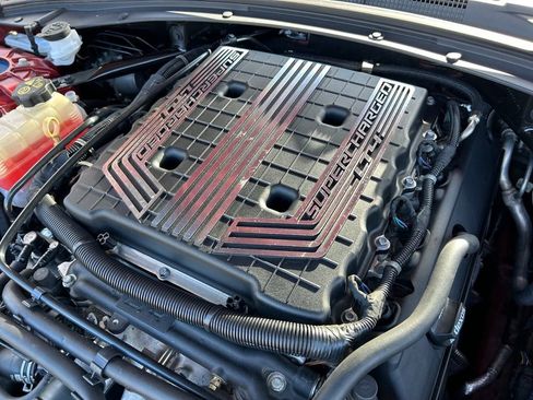 Used 2018 Chevrolet Camaro ZL1 image 61