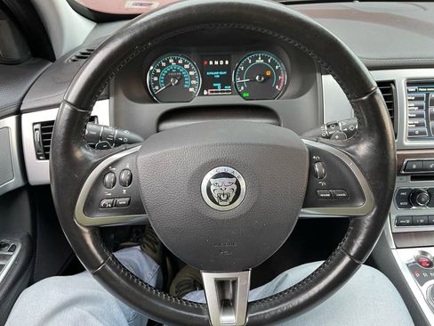 Used 2013 Jaguar XF 3.0 image 20