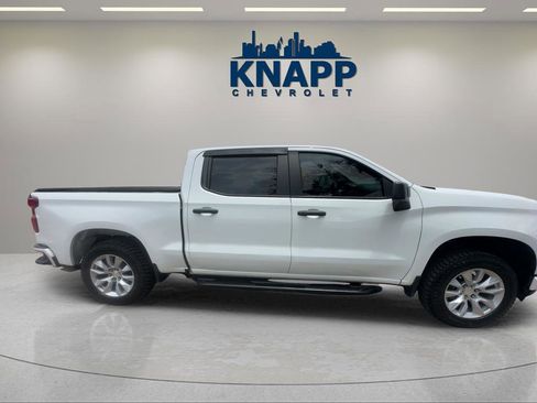Used 2021 Chevrolet Silverado 1500 Custom w/ LPO, Dark Essentials Package RWD image 6