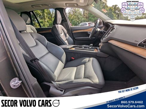 Certified 2024 Volvo XC90 T8 Plus w/ Protection Package Premier image 25