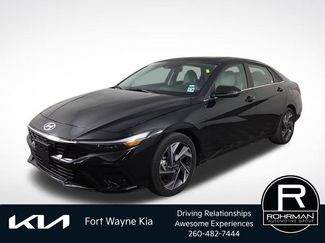 Used 2025 Hyundai Elantra Limited FWD video 1
