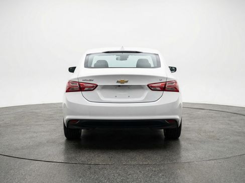 Used 2024 Chevrolet Malibu LT FWD image 7