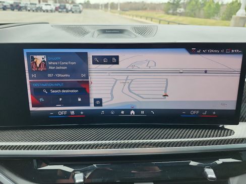 Used 2025 BMW X5 M60i image 20