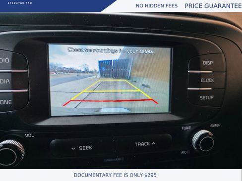 Used 2019 Kia Soul image 27