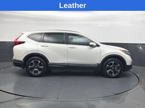 Used 2018 Honda CR-V Touring image 3