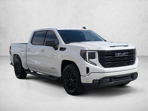 Used 2022 GMC Sierra 1500 Elevation w/ LPO, Elevation Black Package image 3