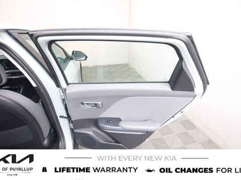 New 2025 Kia K4 EX image 13