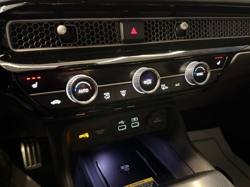 Used 2022 Honda Civic Sport Touring image 15