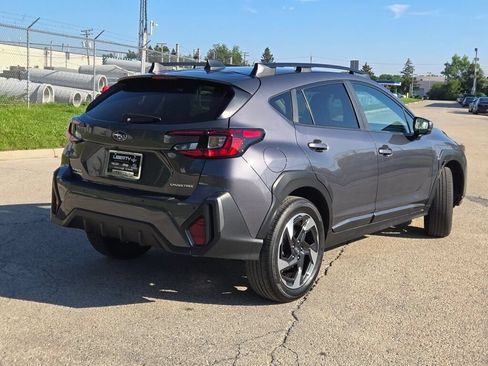 Used 2024 Subaru Crosstrek 2.5i Limited w/ Crosstrek Mirror Package AWD/4WD image 10