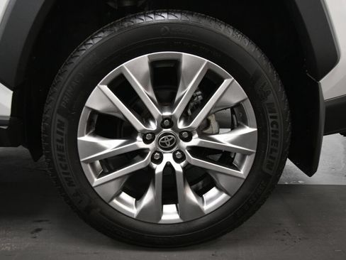 Used 2023 Toyota RAV4 Limited AWD/4WD image 34