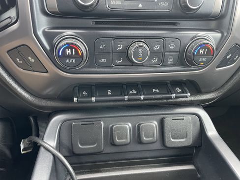 Used 2016 GMC Sierra 2500 SLT w/ All-Terrain HD Package image 24