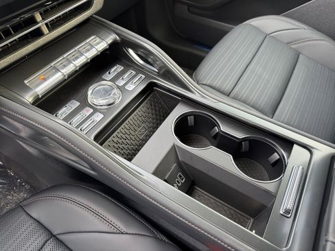 New 2026 Lincoln Nautilus Reserve image 14