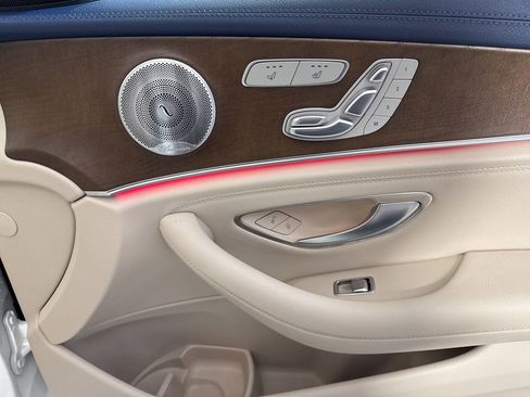 Used 2020 Mercedes-Benz E 450 4MATIC Wagon w/ Premium Package image 14