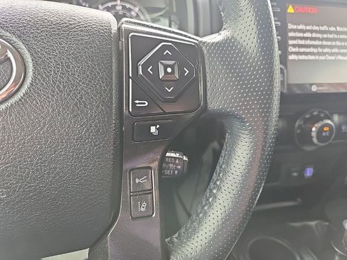 Used 2020 Toyota 4Runner TRD Off-Road Premium w/ Moonroof Package AWD/4WD image 41