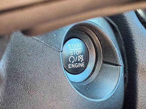 Used 2019 Jeep Compass Limited AWD/4WD image 26
